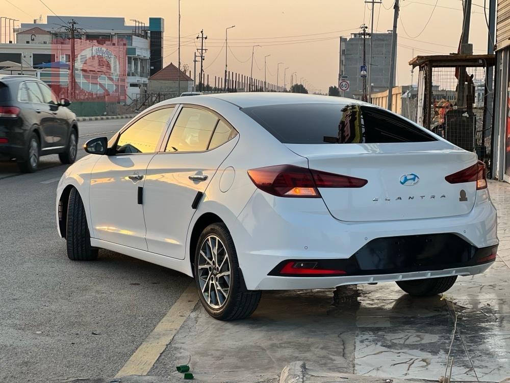 هيونداي النترا